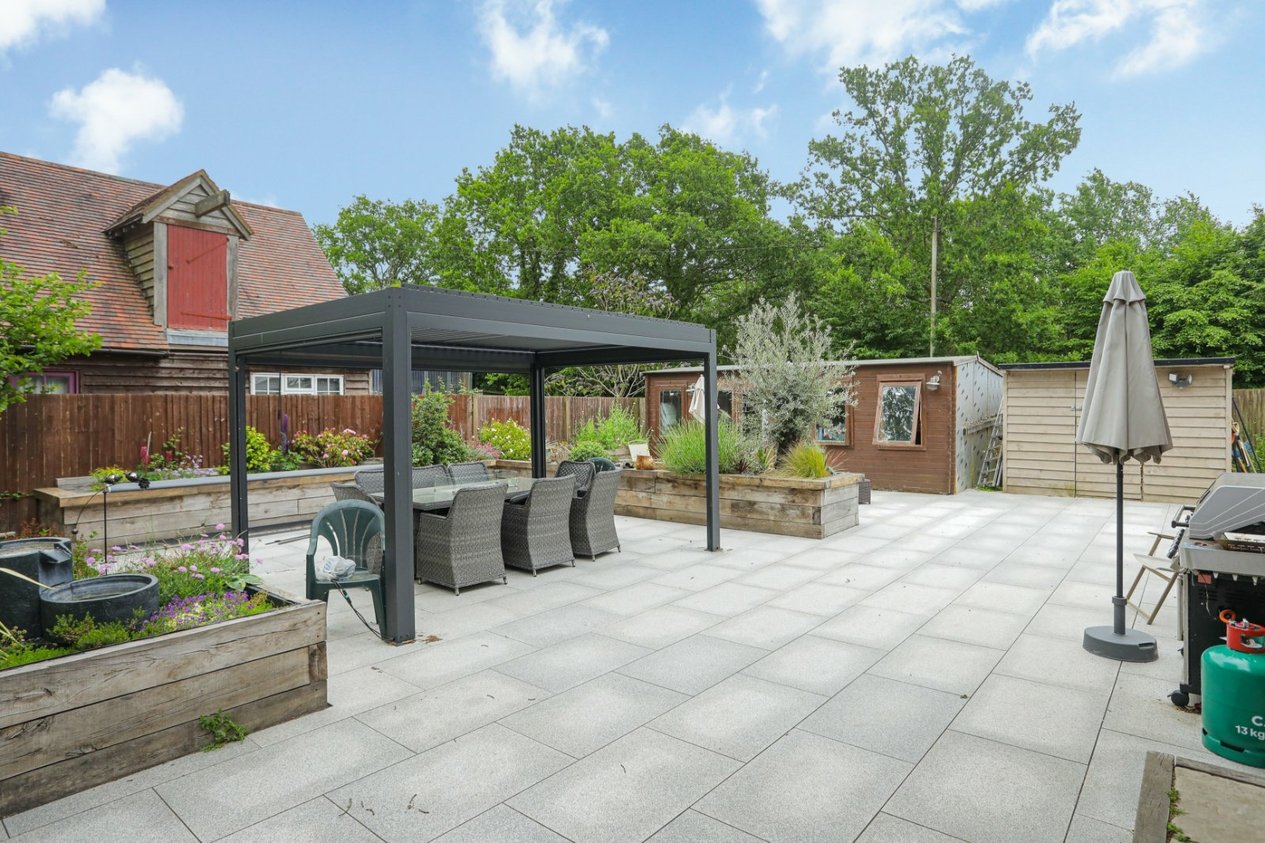 Properties For Sale in Redbrook Street Woodchurch