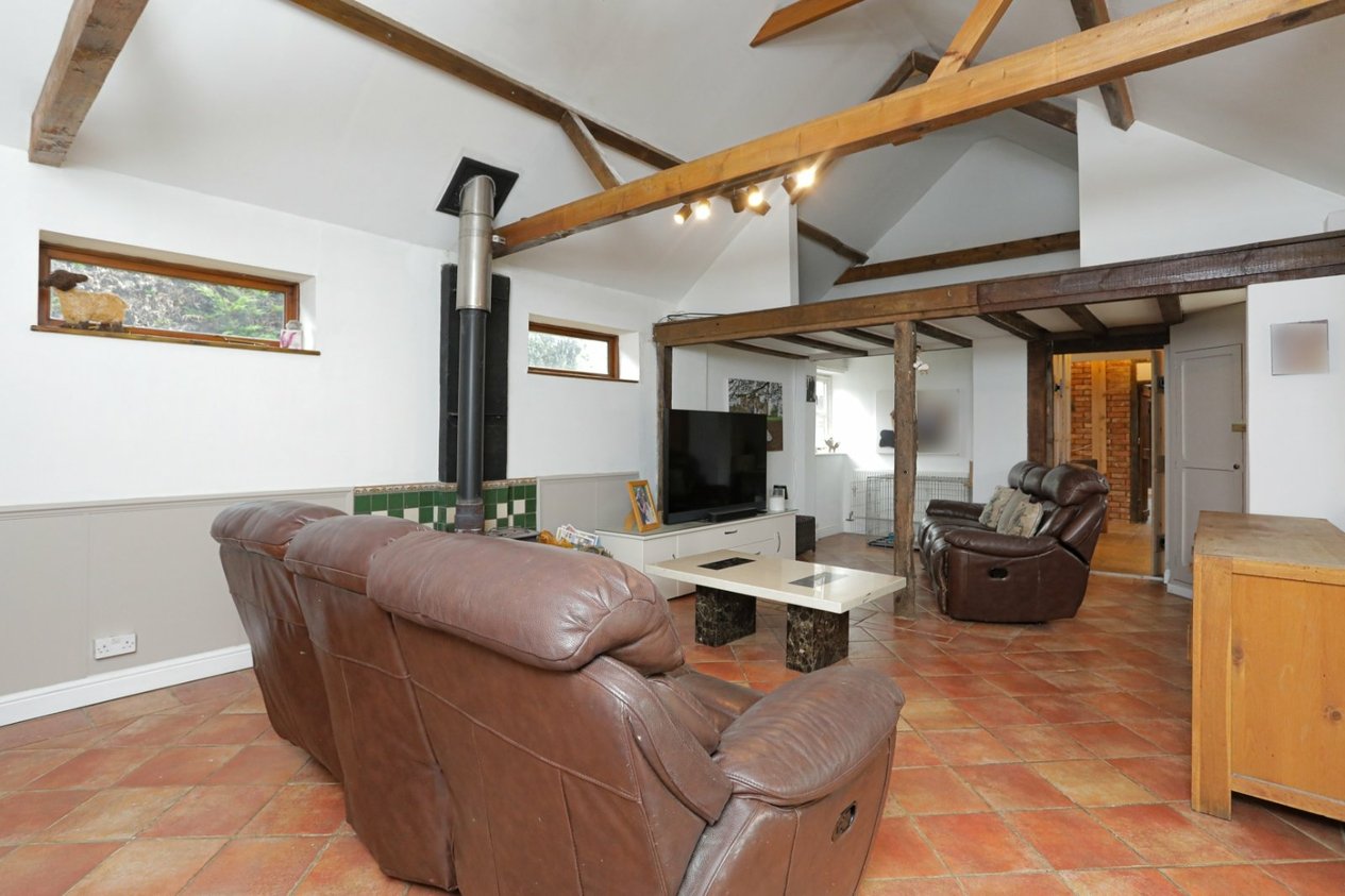 Properties For Sale in Redbrook Street Woodchurch