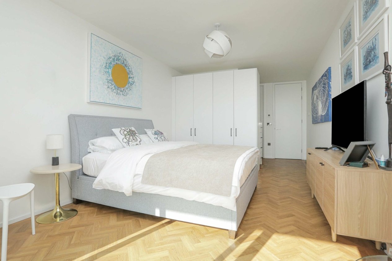Properties For Sale in Redriff North Foreland Avenue