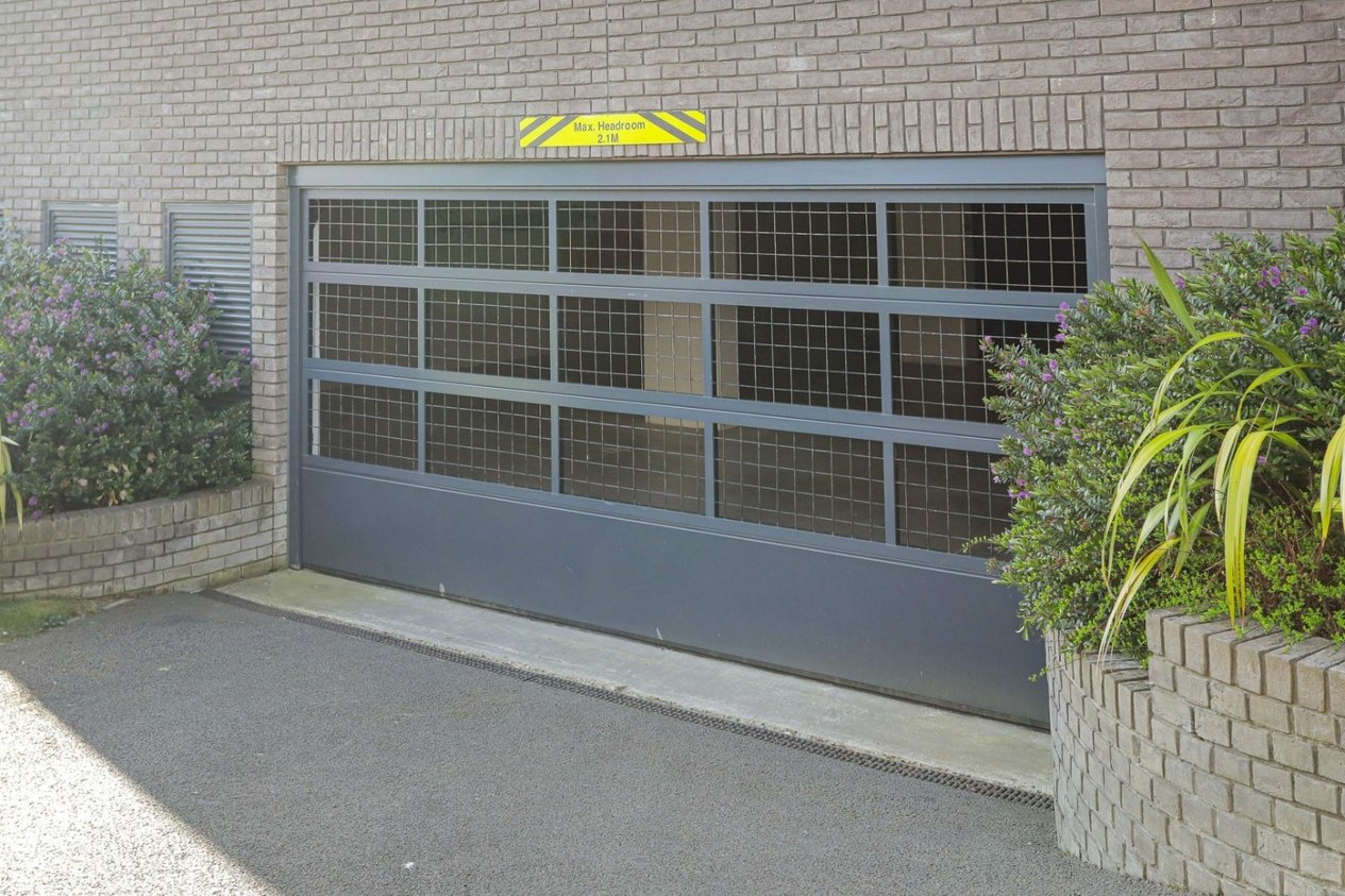 Properties For Sale in Redriff North Foreland Avenue
