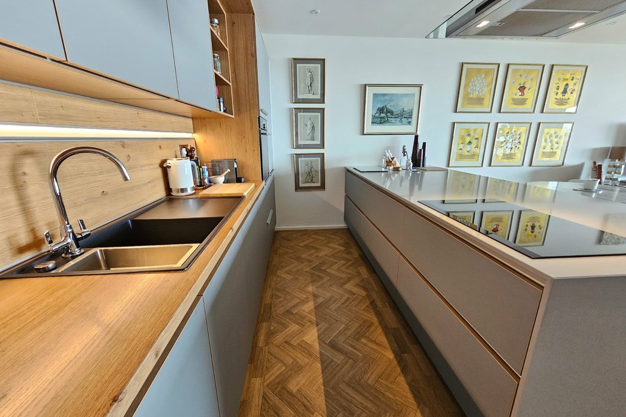 Properties For Sale in Redriff North Foreland Avenue
