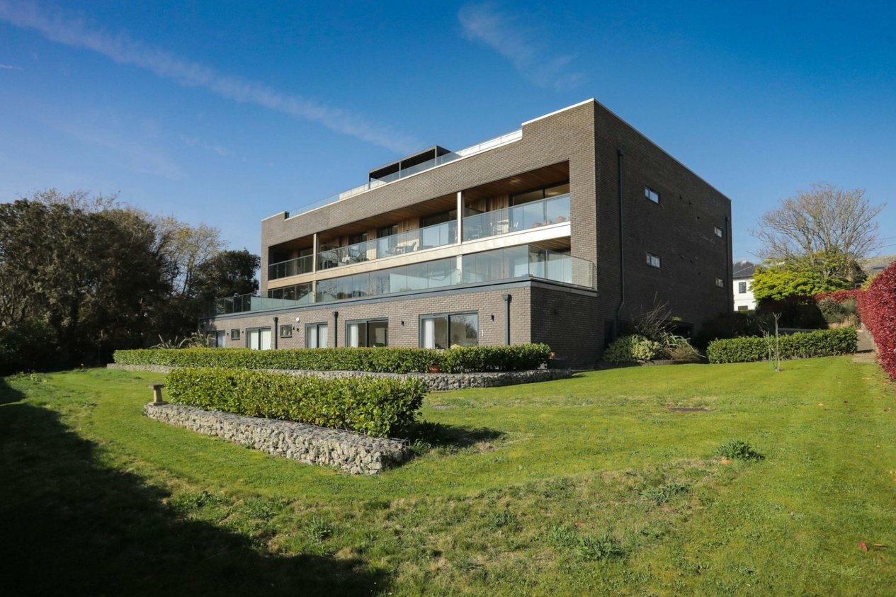 Properties For Sale in Redriff North Foreland Avenue