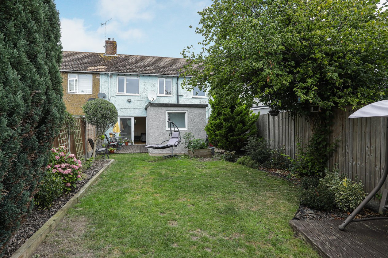 Properties For Sale in Reedland Crescent Faversham