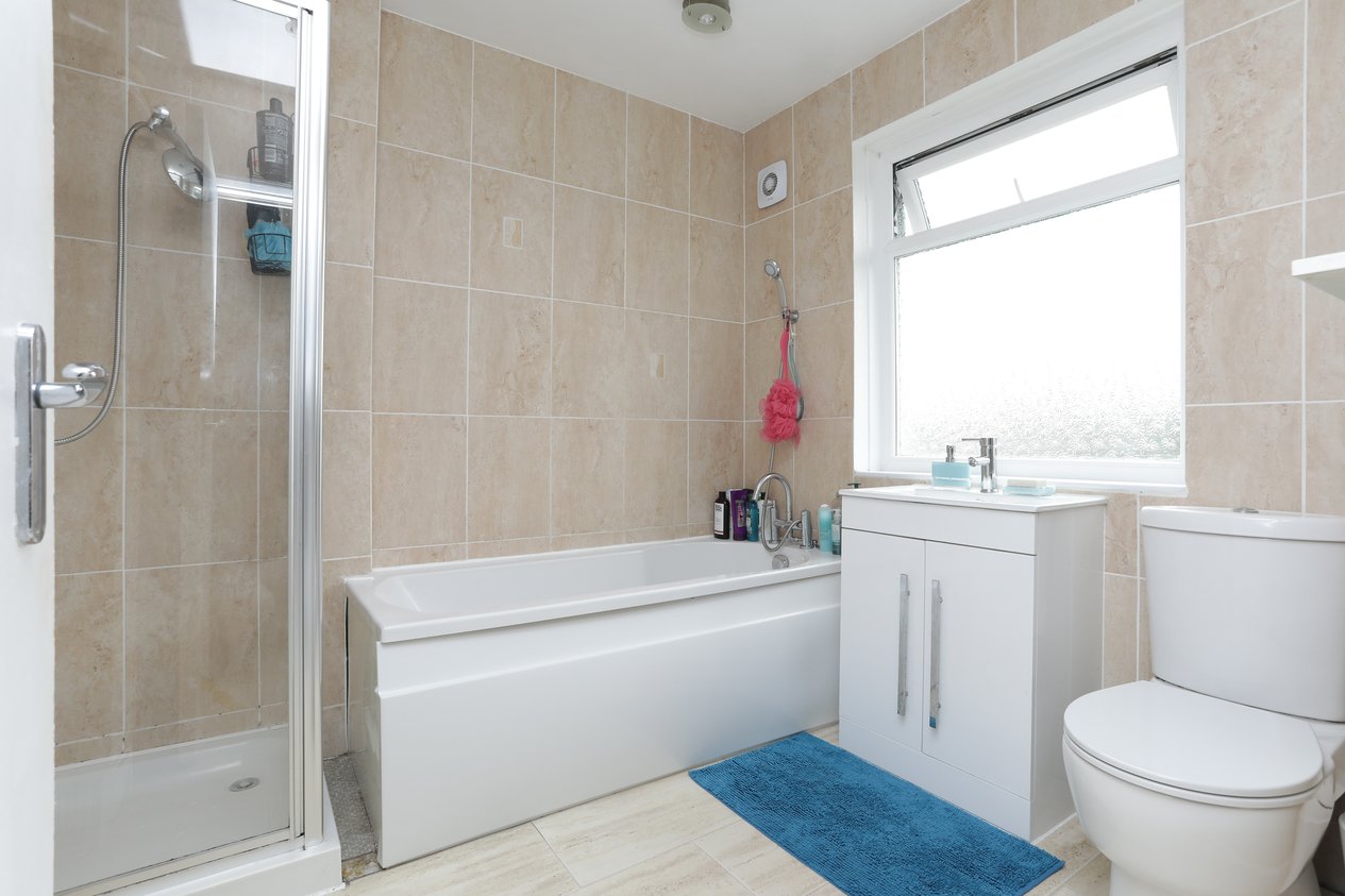 Properties For Sale in Reedland Crescent Faversham
