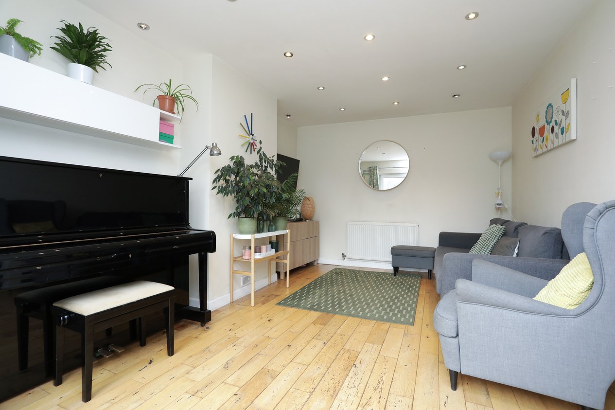 Properties For Sale in Reedland Crescent Faversham