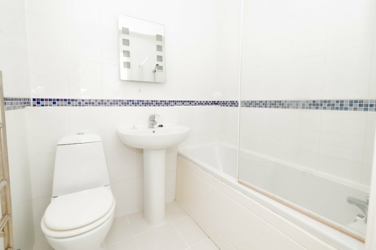 Properties For Sale in Reeves Yard Margate