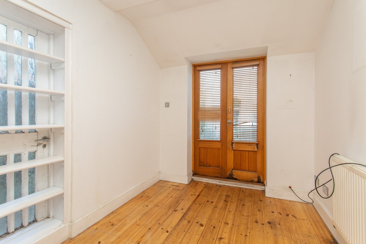 Properties Under Offer in Regent Street Whitstable