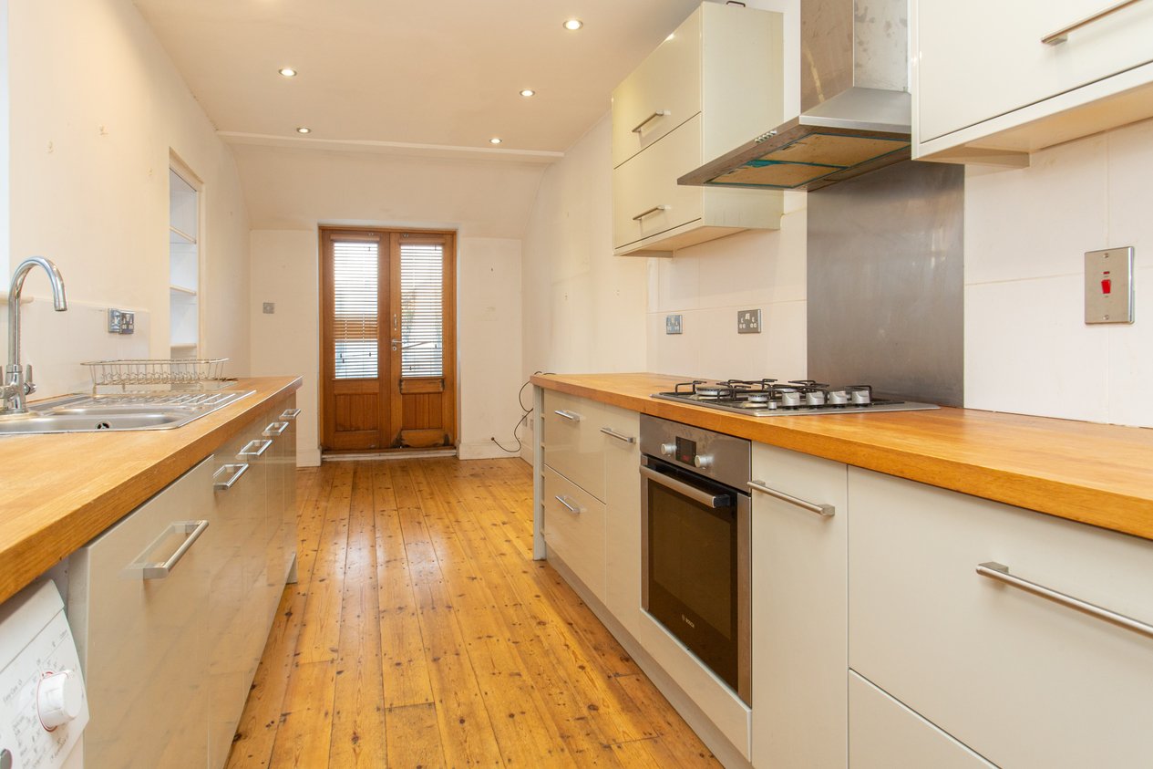 Properties Under Offer in Regent Street Whitstable
