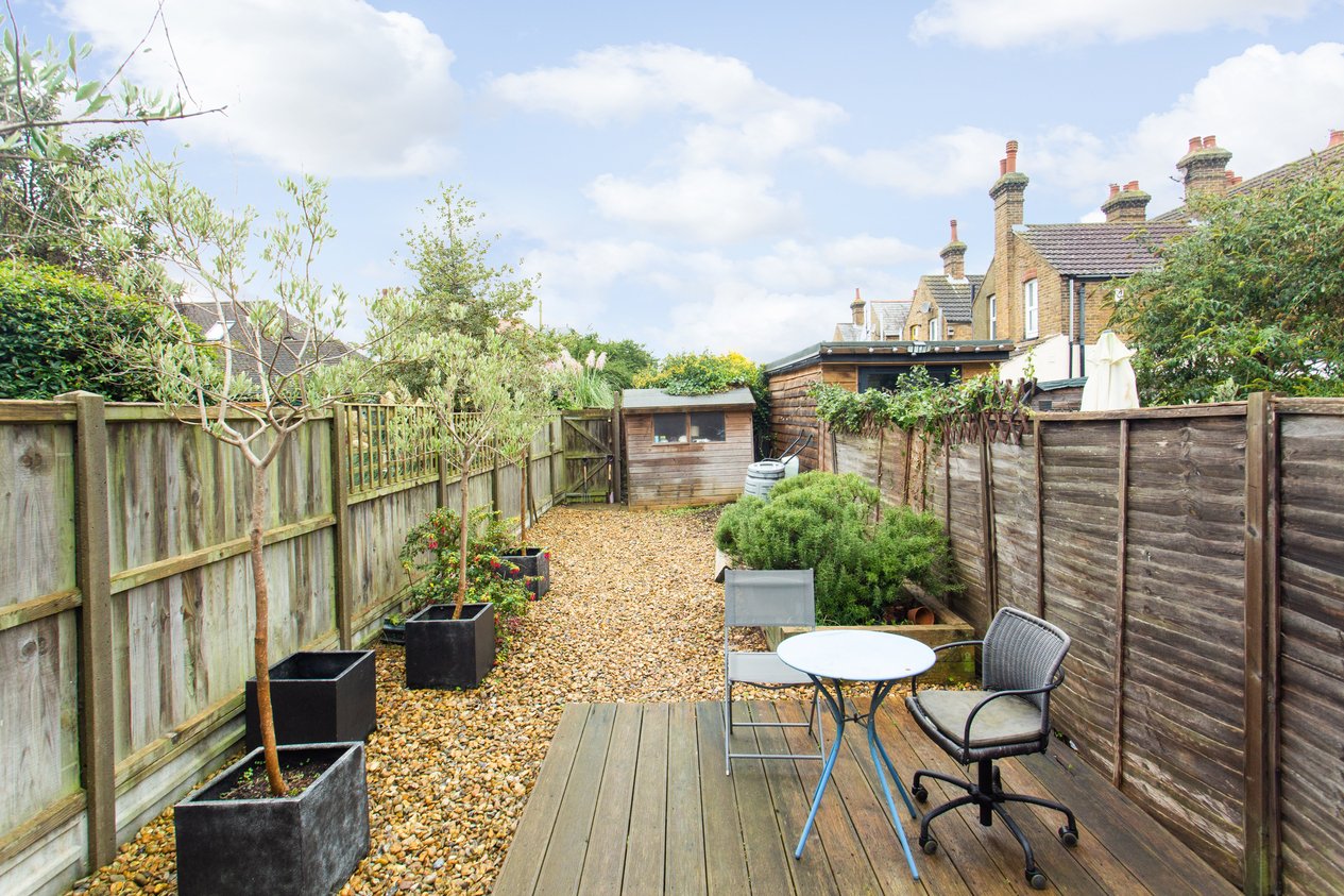 Properties Under Offer in Regent Street Whitstable