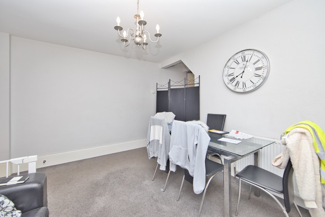 Properties Under Offer in Richmond Street Folkestone
