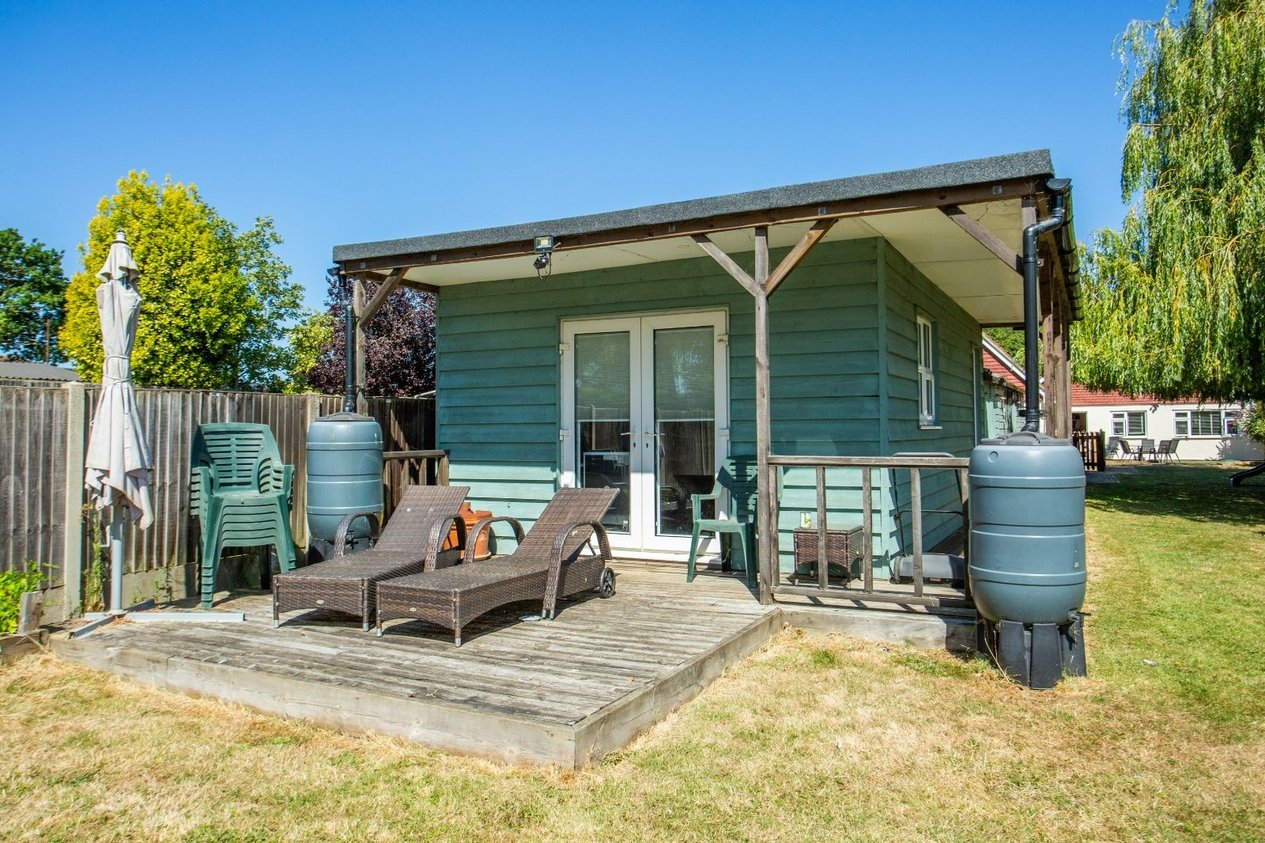 Properties For Sale in Ridgeway Road Herne Bay