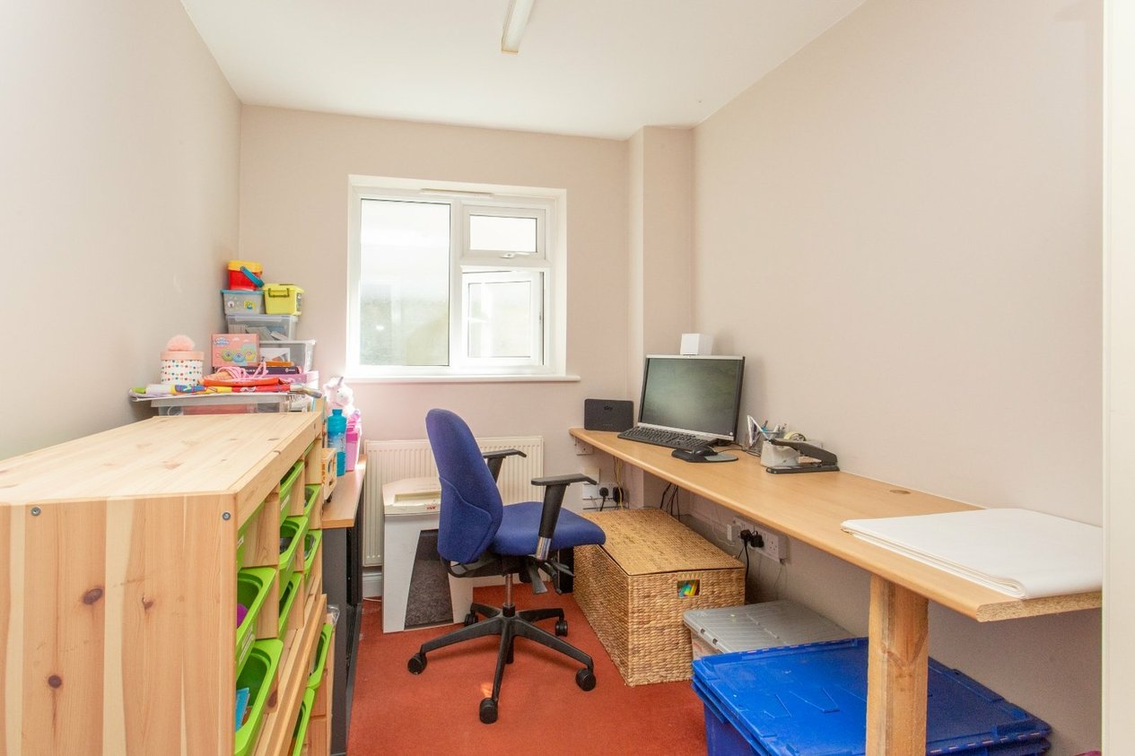 Properties For Sale in Ridgeway Road Herne Bay