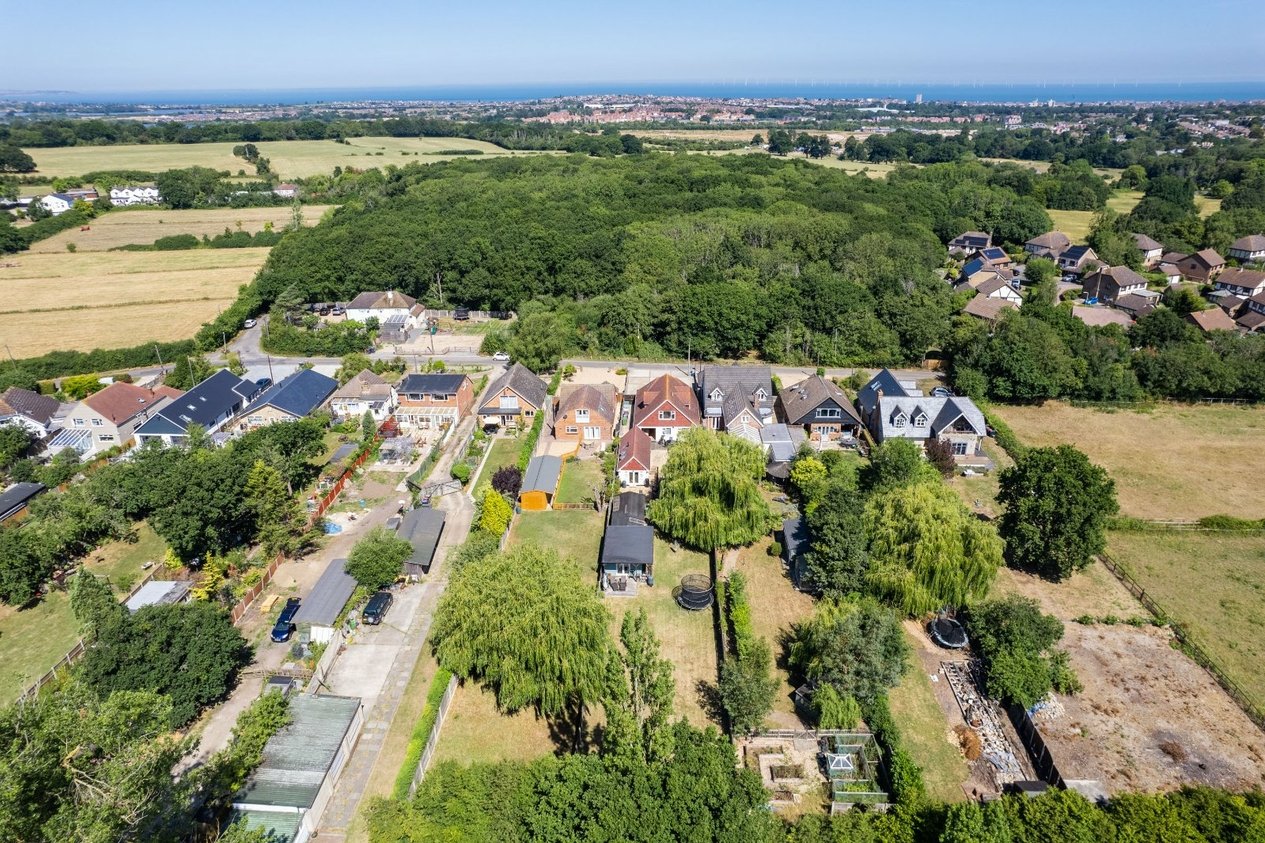 Properties For Sale in Ridgeway Road Herne Bay