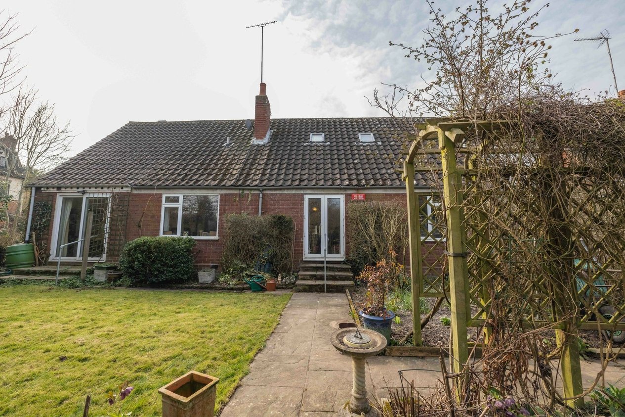 Properties For Sale in Riverside Close  Bridge