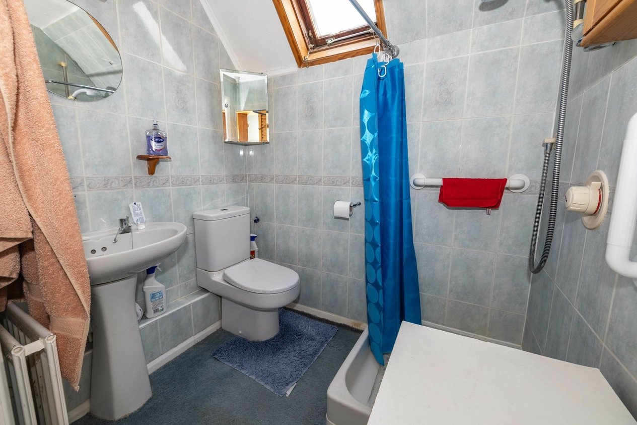 Properties For Sale in Riverside Close  Bridge