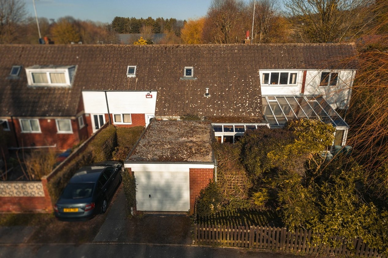 Properties For Sale in Riverside Close  Bridge