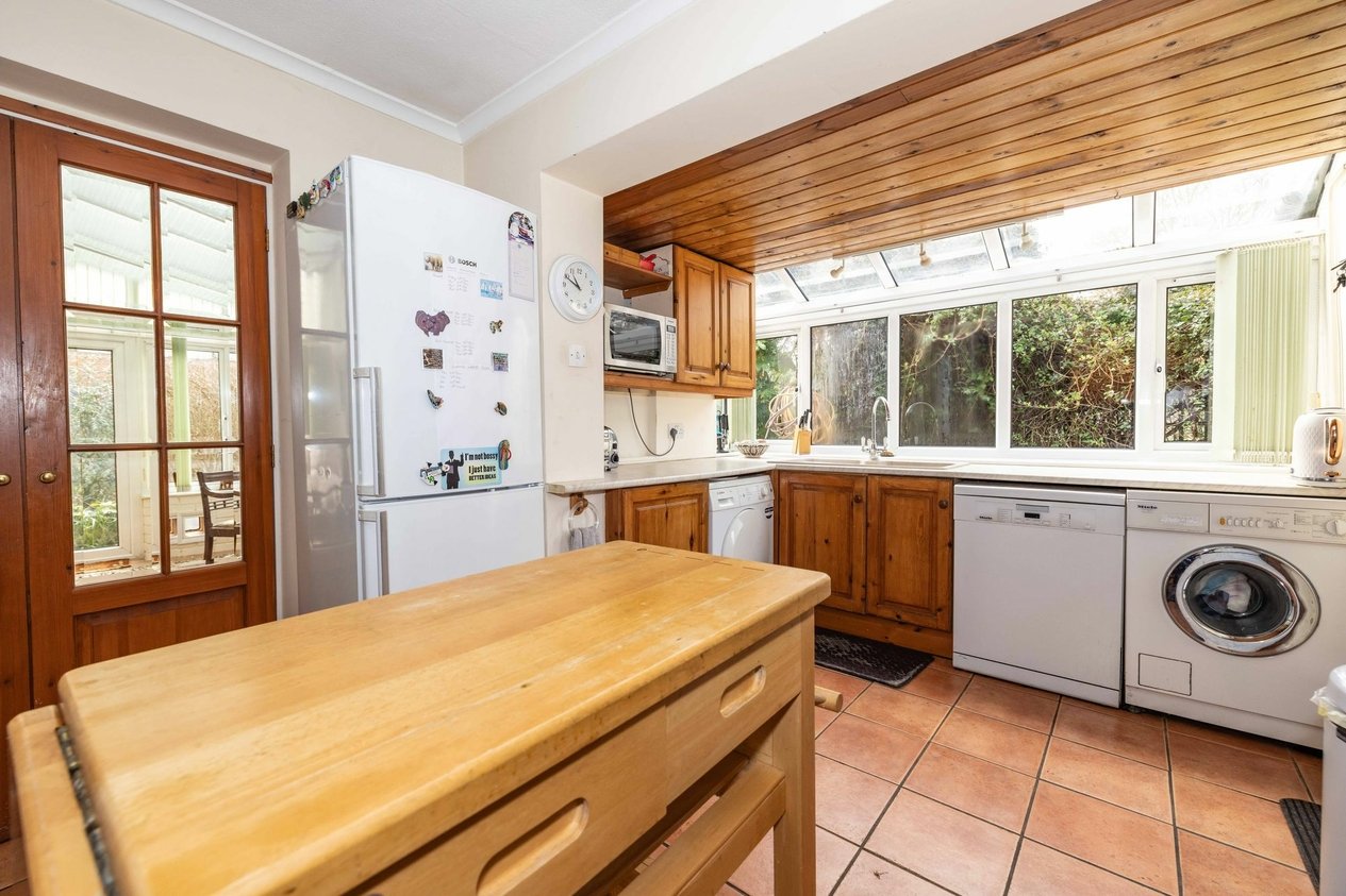 Properties For Sale in Riverside Close  Bridge