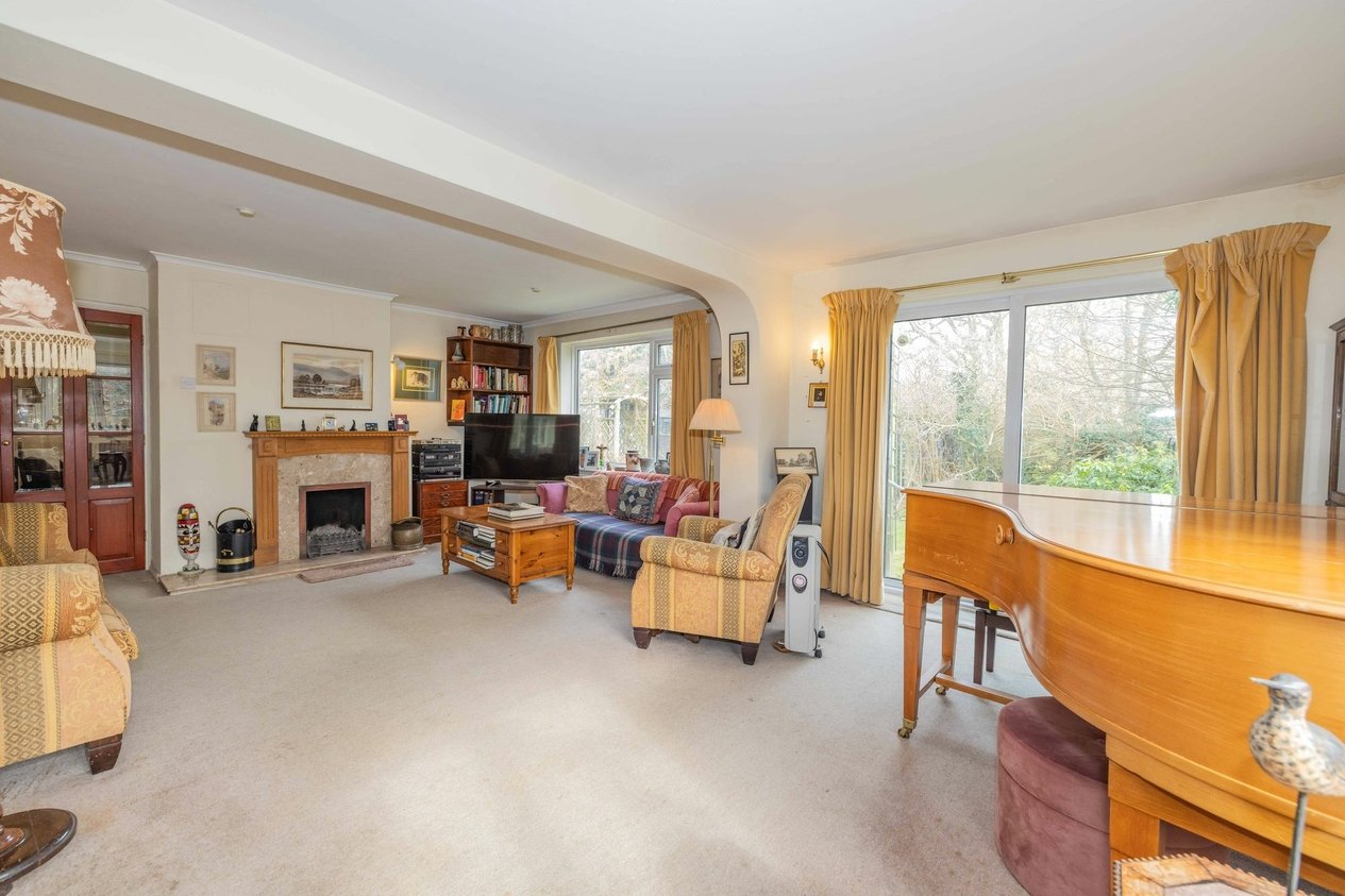 Properties For Sale in Riverside Close  Bridge