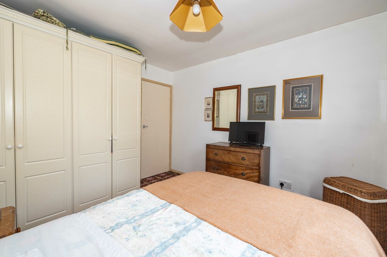 Properties For Sale in Riverside Close Bridge
