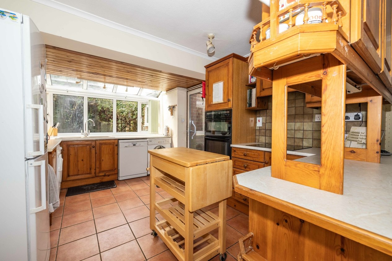 Properties For Sale in Riverside Close Bridge