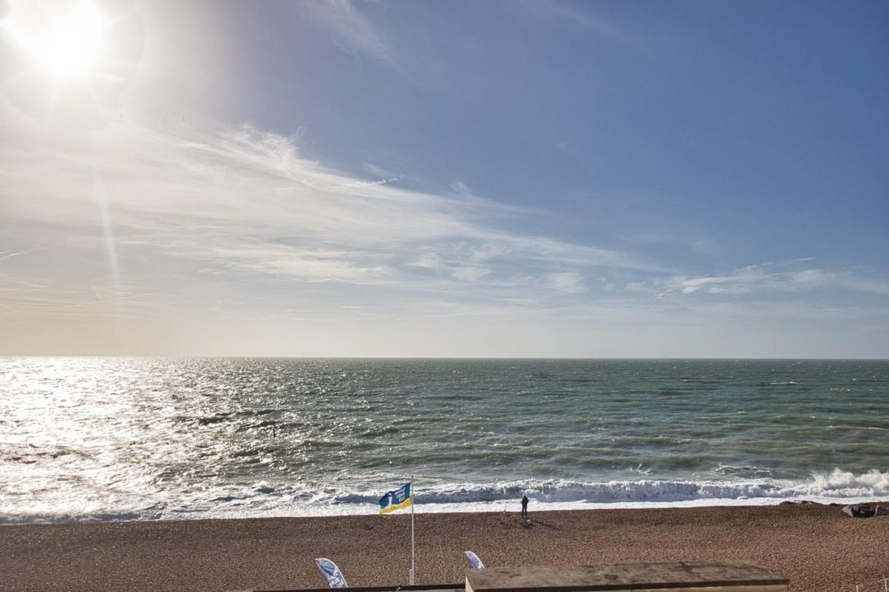 Properties For Sale in Riviera Court Sandgate High Street  Sandgate