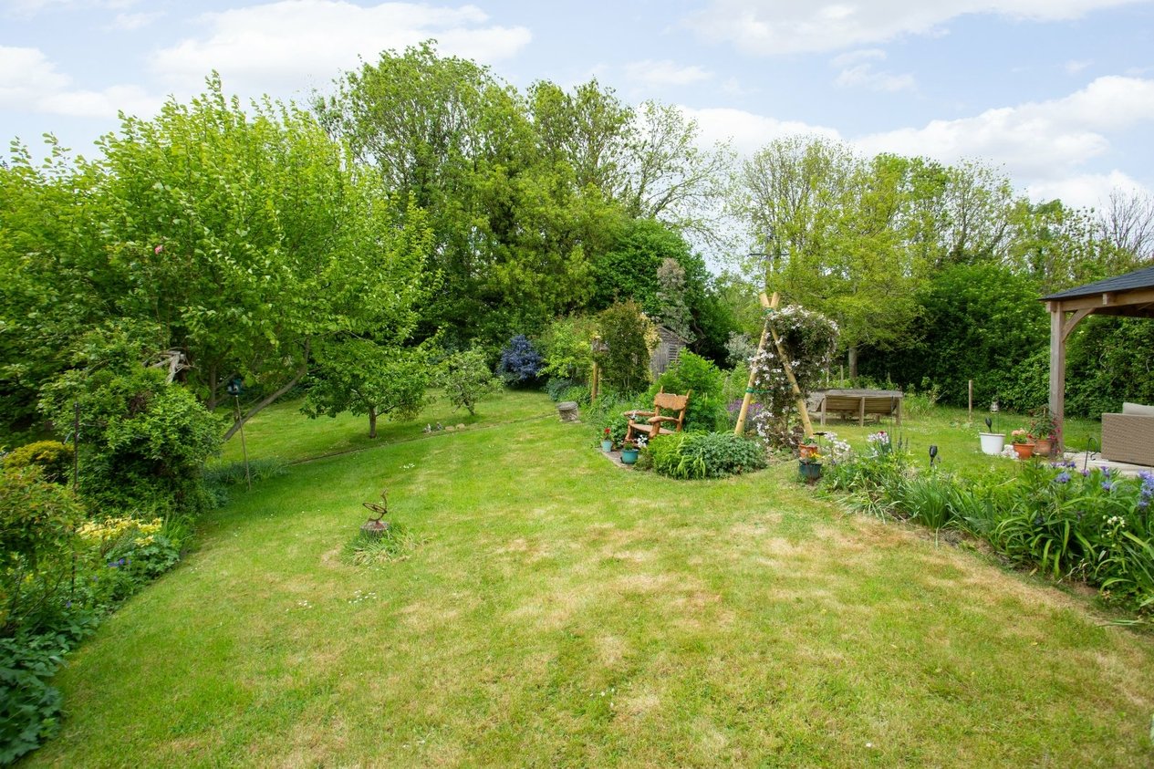 Properties For Sale in Roman Road Aldington