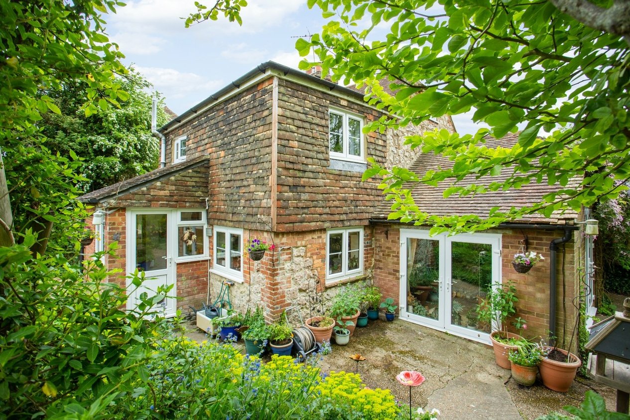 Properties For Sale in Roman Road Aldington