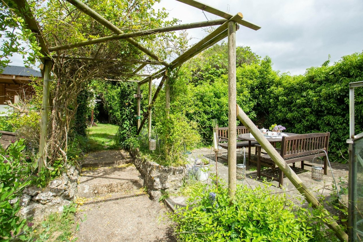 Properties For Sale in Roman Road Aldington