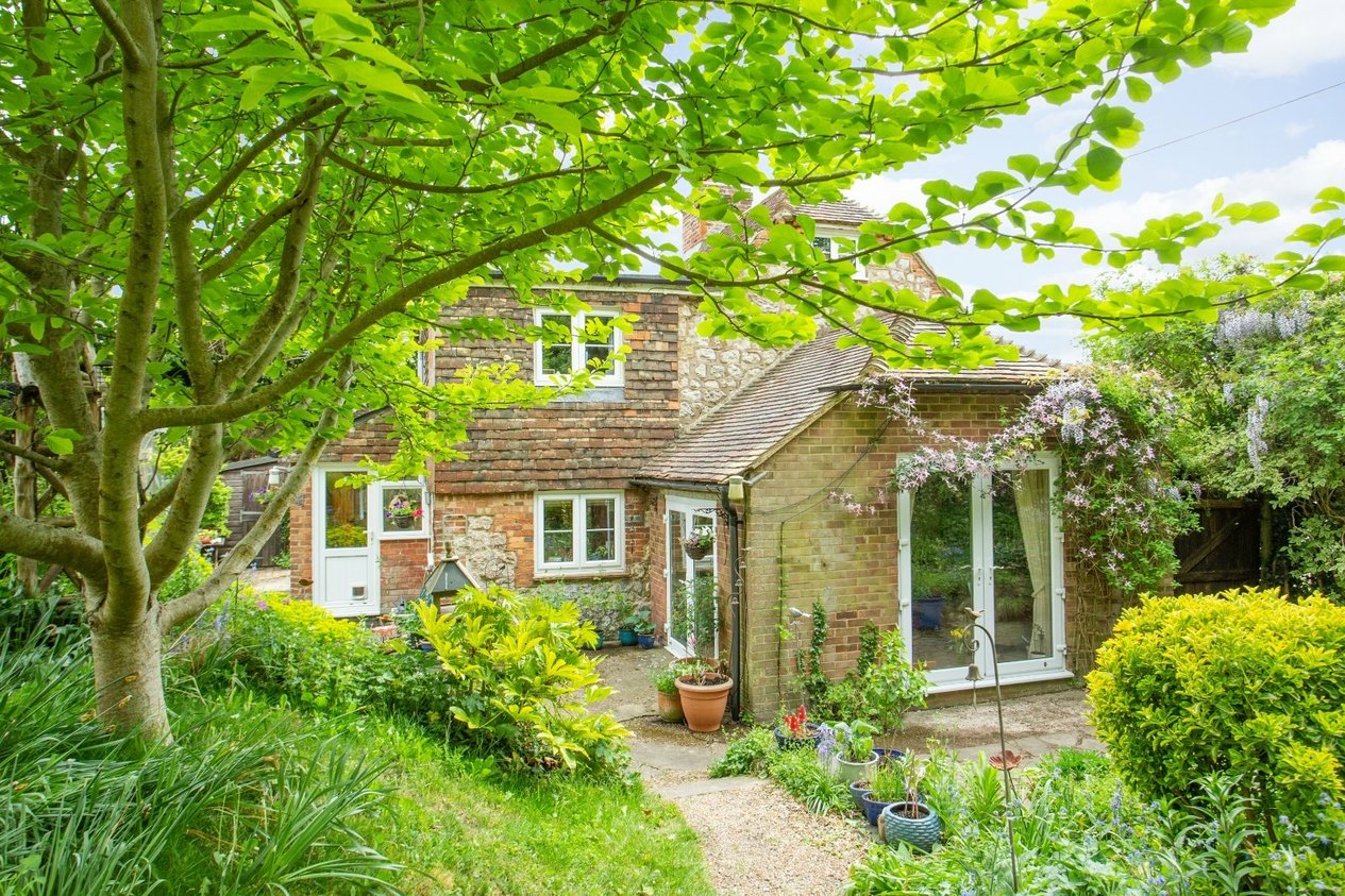 Properties For Sale in Roman Road Aldington