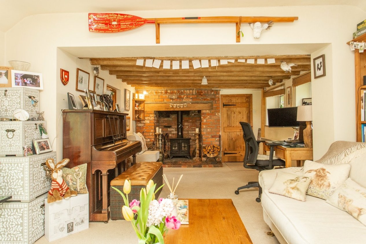 Properties For Sale in Roman Road Aldington