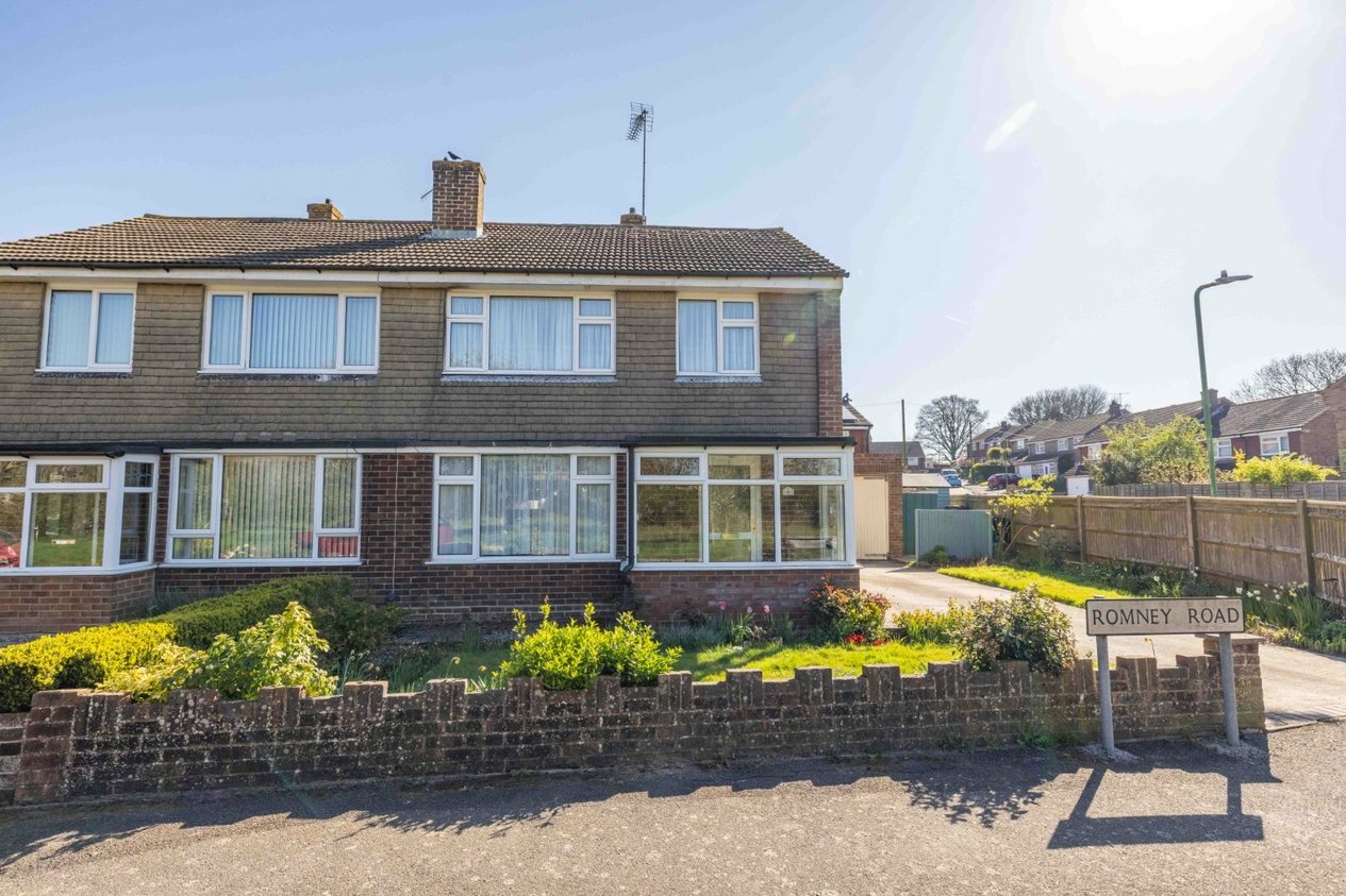 Properties Under Offer in Romney Road Ashford