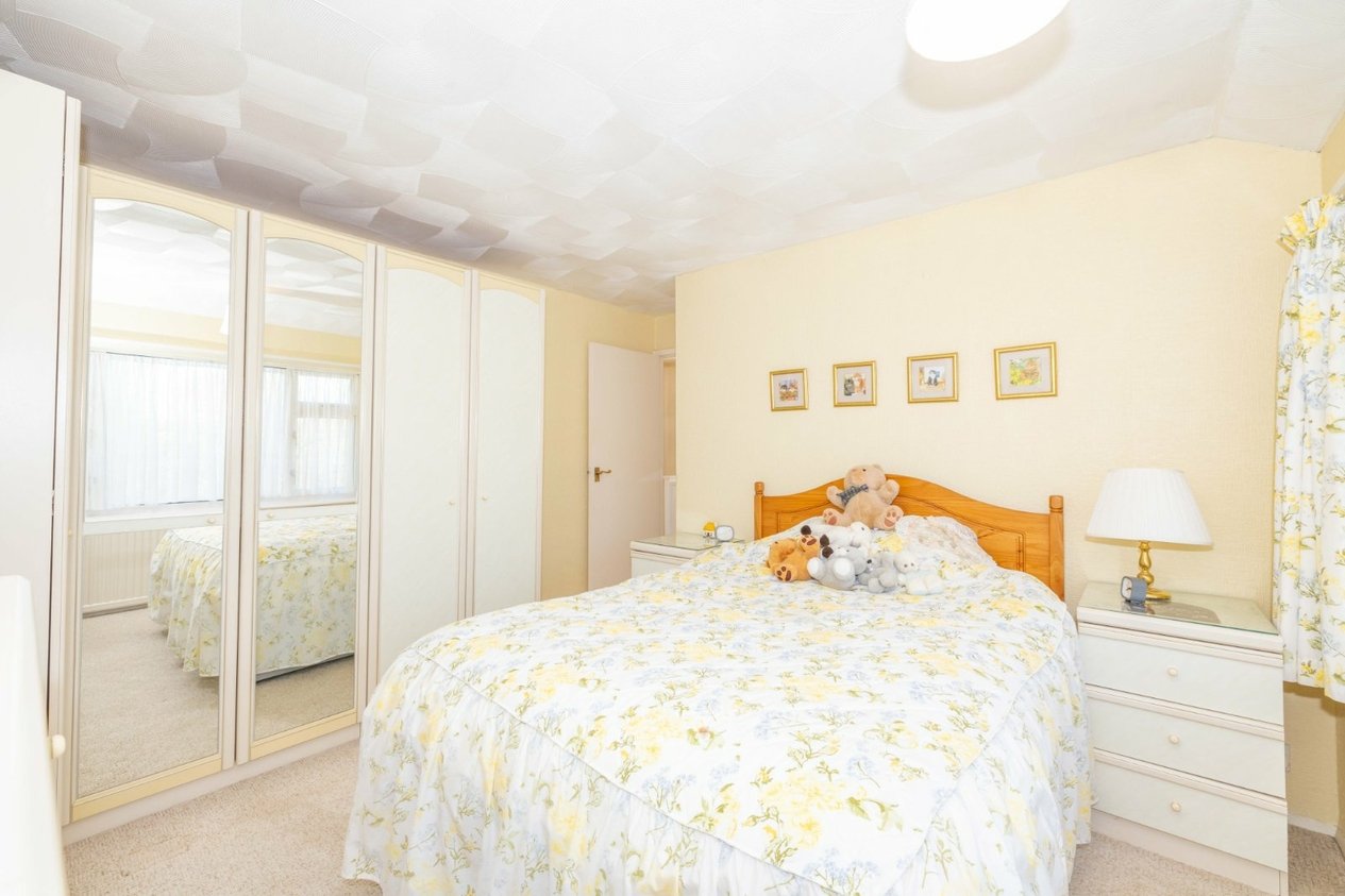 Properties Under Offer in Romney Road Ashford