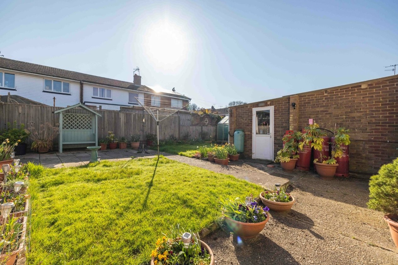 Properties Under Offer in Romney Road Ashford