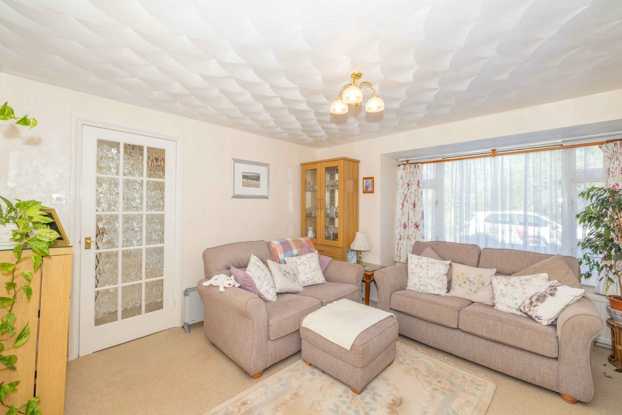 Properties Under Offer in Romney Road Ashford