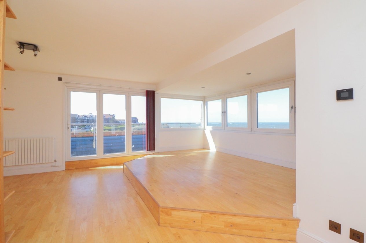 Properties For Sale in Rowena Court, 1  St Mildreds Gardens Westgate-on-Sea