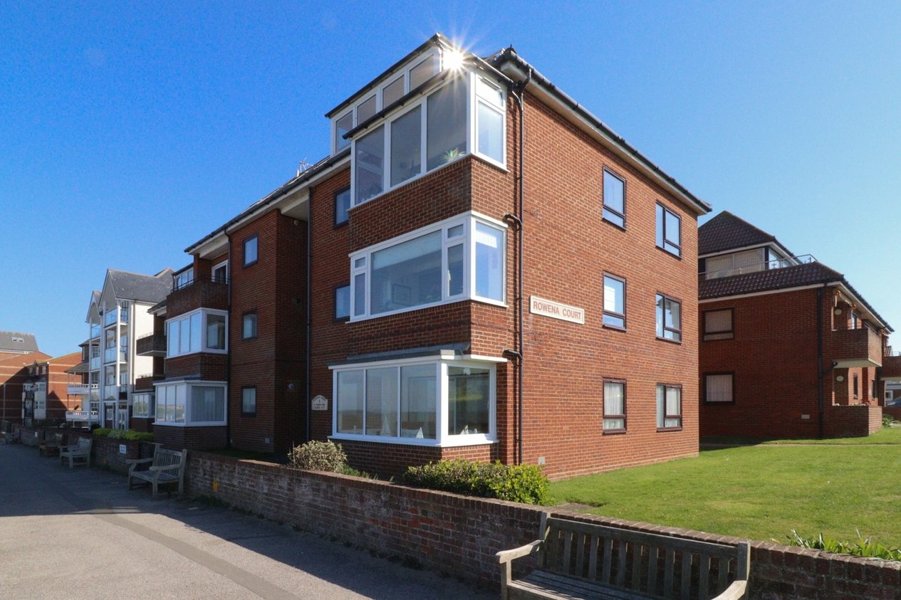 Properties For Sale in Rowena Court, 1  St Mildreds Gardens Westgate-on-Sea