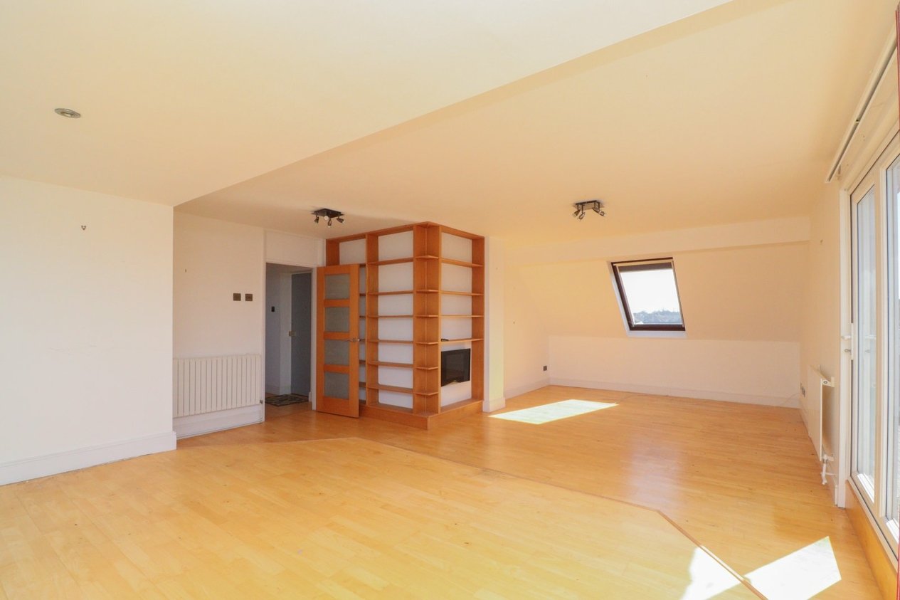 Properties For Sale in Rowena Court, 1  St Mildreds Gardens Westgate-on-Sea
