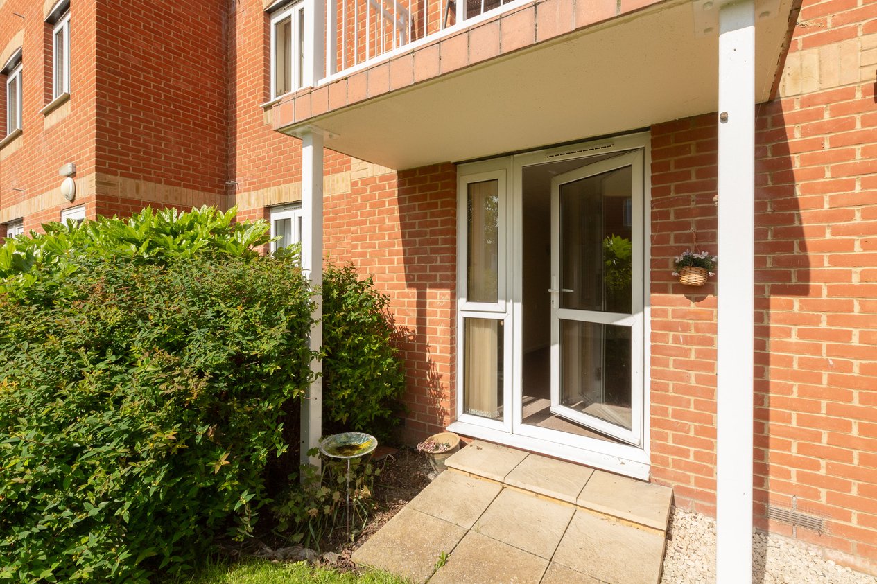 Properties Under Offer in Rowena Road Westgate-On-Sea