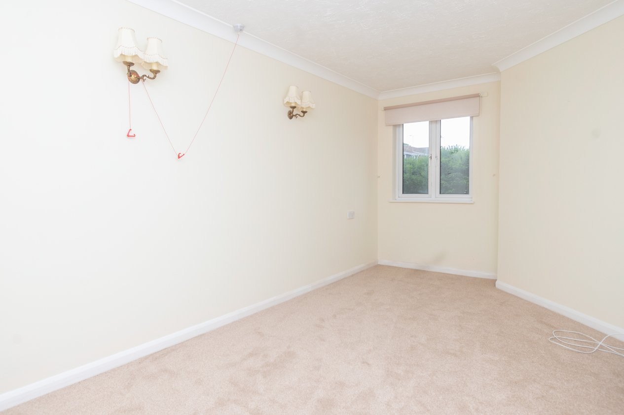 Properties Under Offer in Rowena Road Westgate-On-Sea