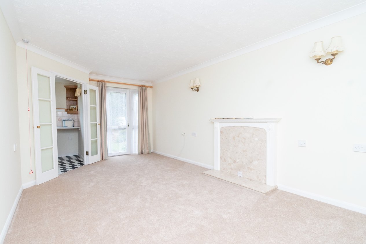 Properties Under Offer in Rowena Road Westgate-On-Sea