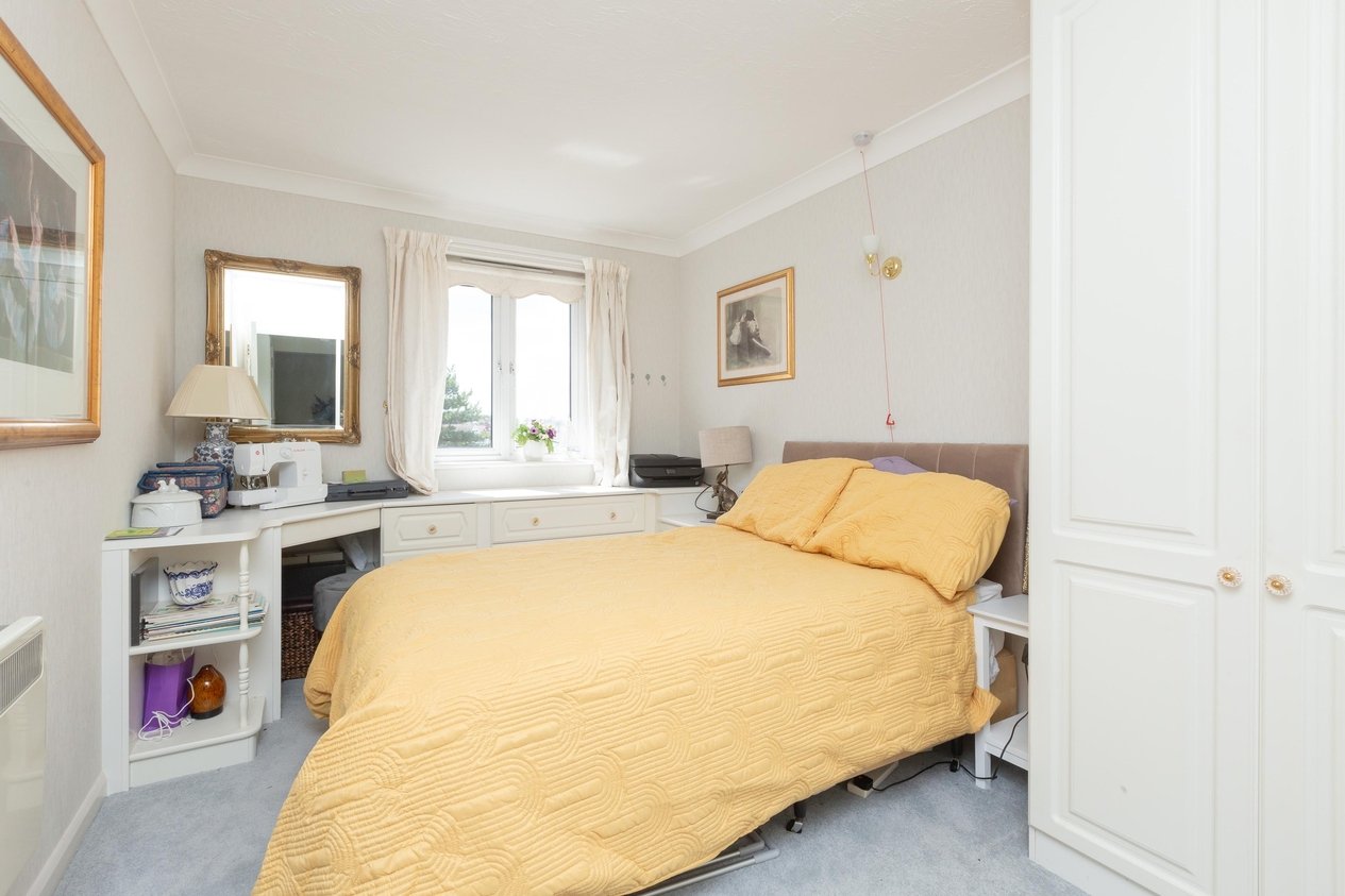 Properties Under Offer in Rowena Road Westgate-On-Sea