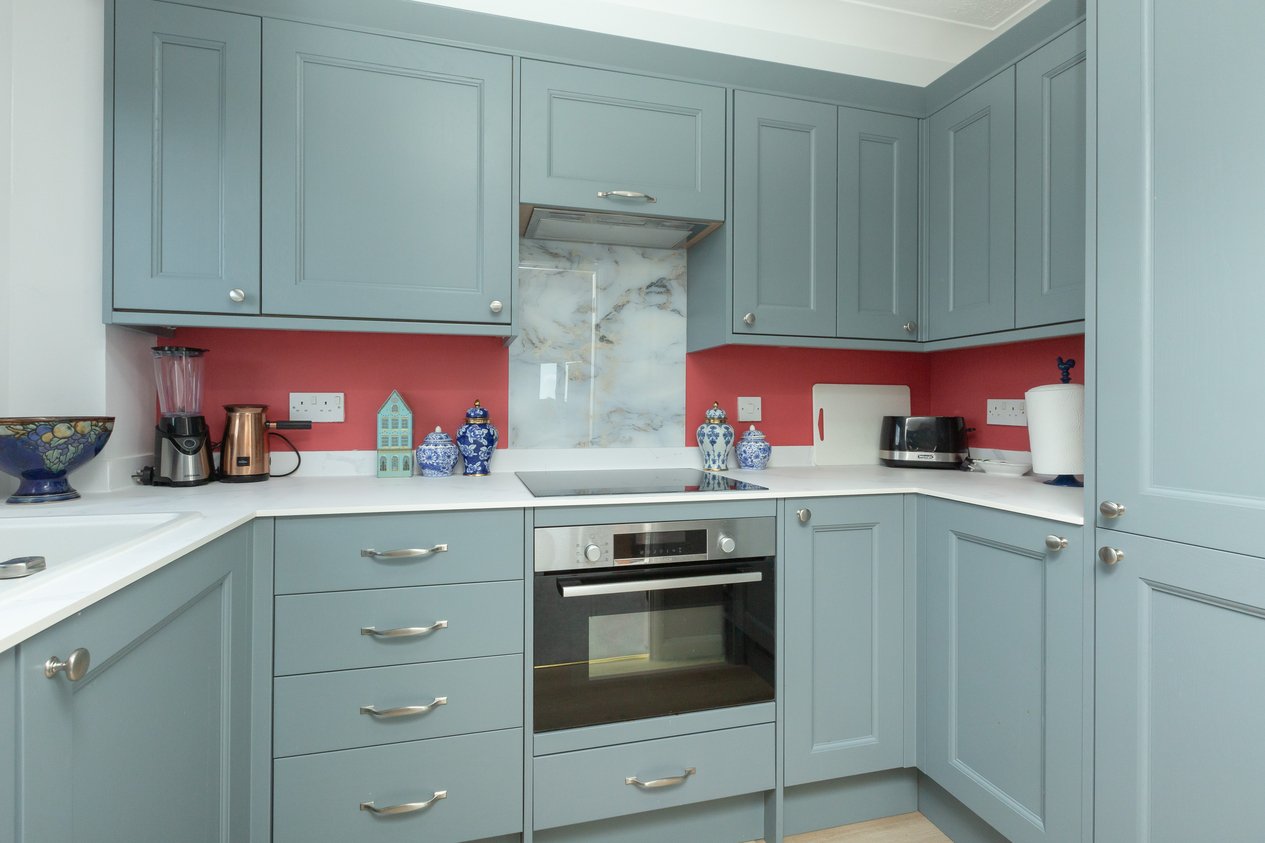 Properties Under Offer in Rowena Road Westgate-On-Sea