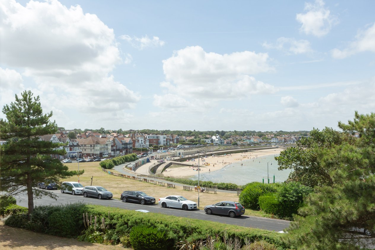 Properties Under Offer in Rowena Road Westgate-On-Sea