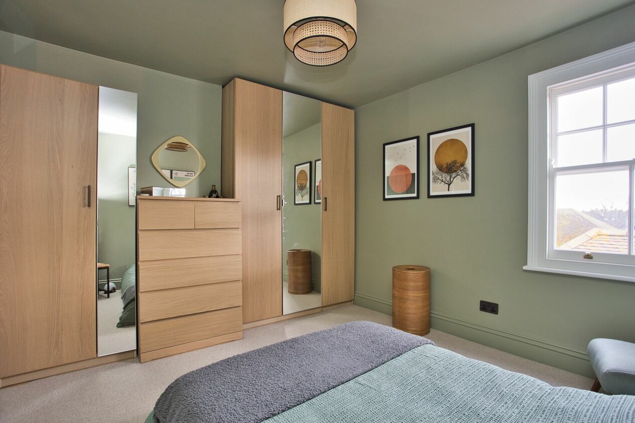 Properties Sold Subject To Contract in Roxburgh Road  Pilar Court