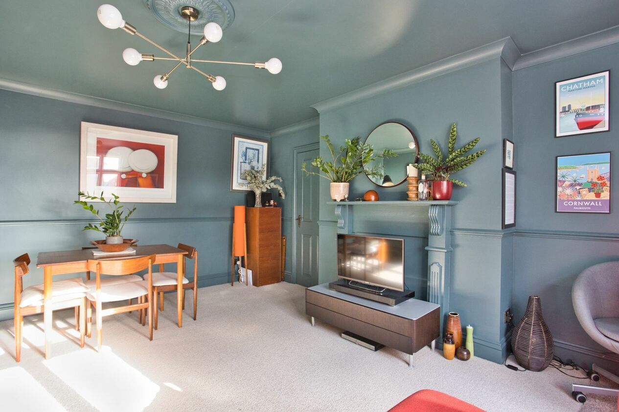 Properties Sold Subject To Contract in Roxburgh Road  Pilar Court