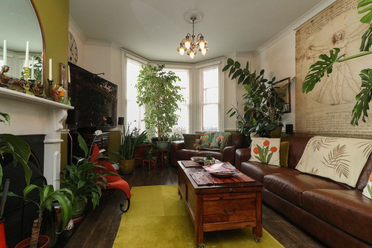 Properties For Sale in Roxburgh Road 