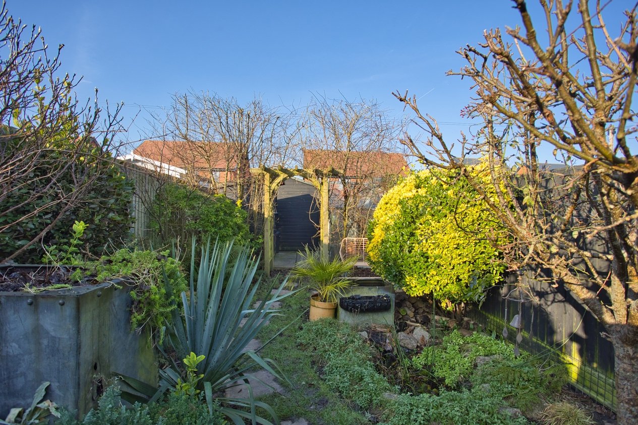 Properties Under Offer in Royal Military Avenue Folkestone