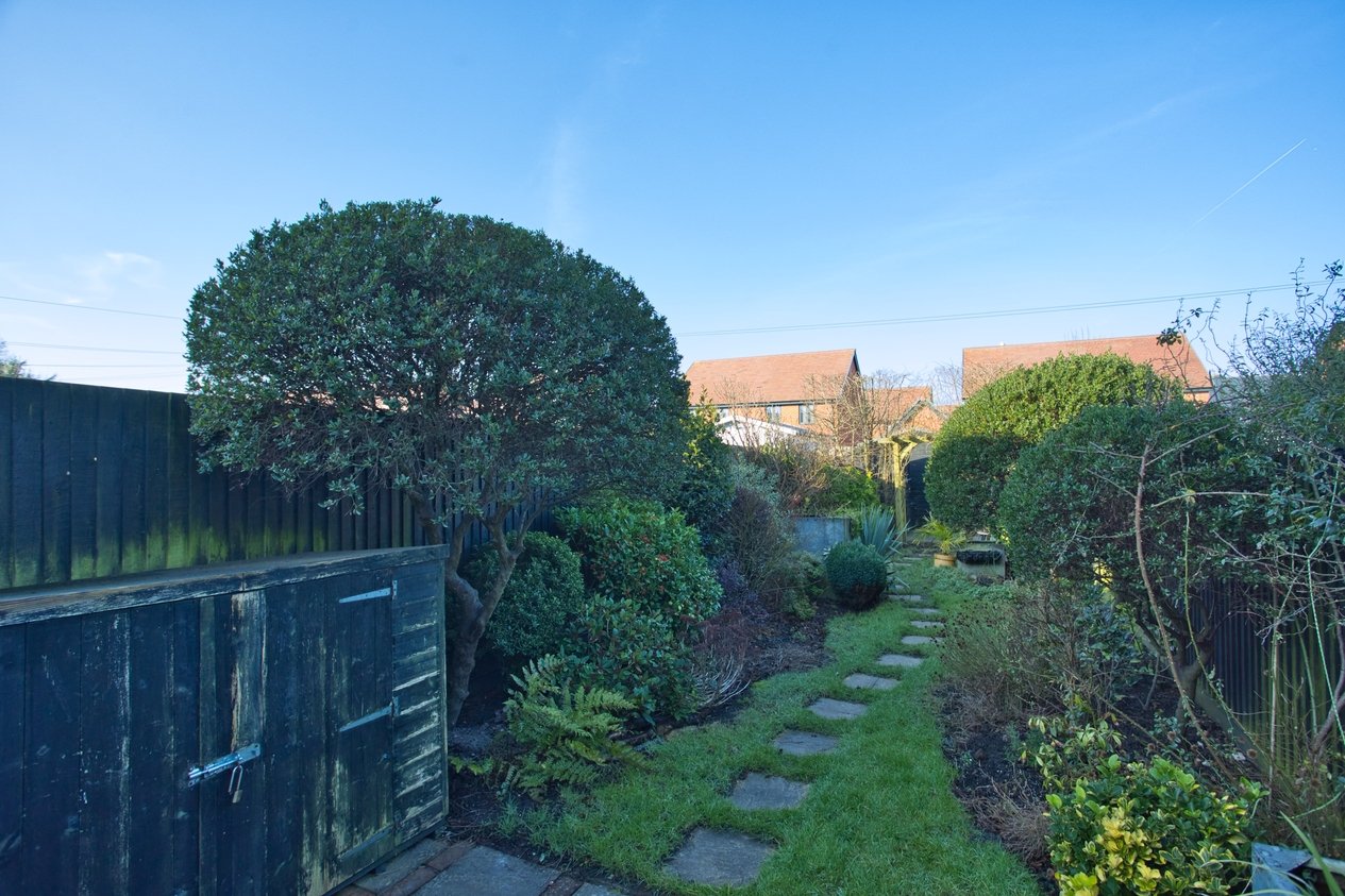 Properties Under Offer in Royal Military Avenue Folkestone