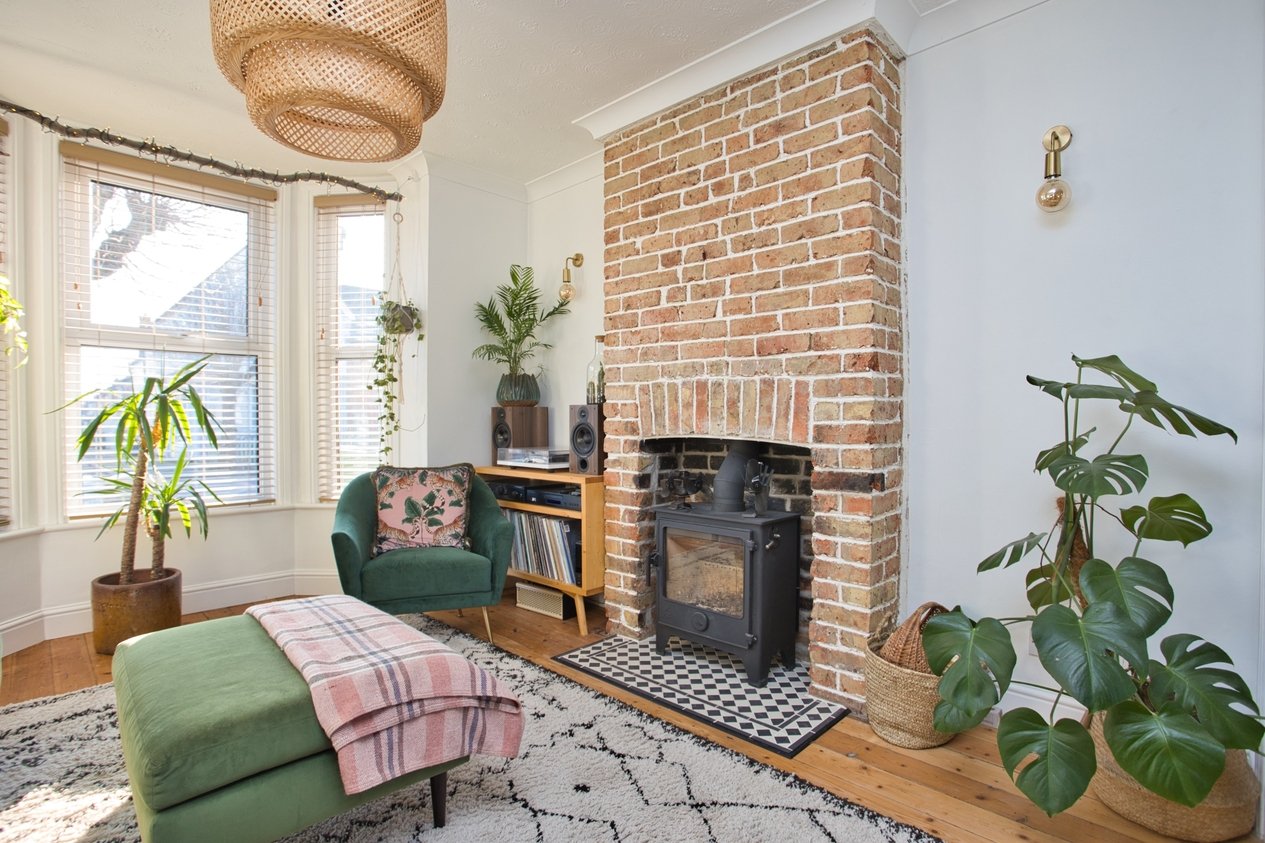 Properties Under Offer in Royal Military Avenue Folkestone