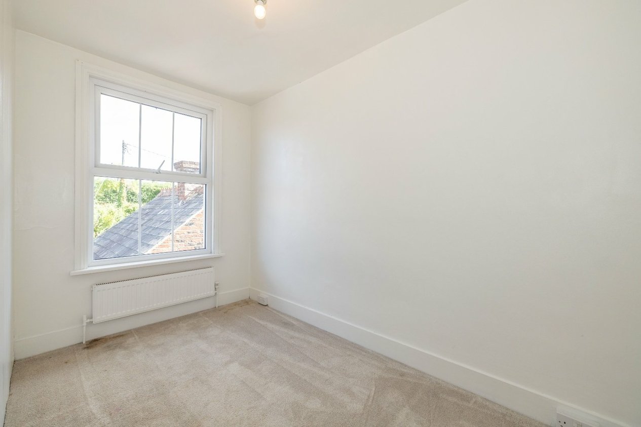 Properties For Sale in Ruckinge Road Bilsington